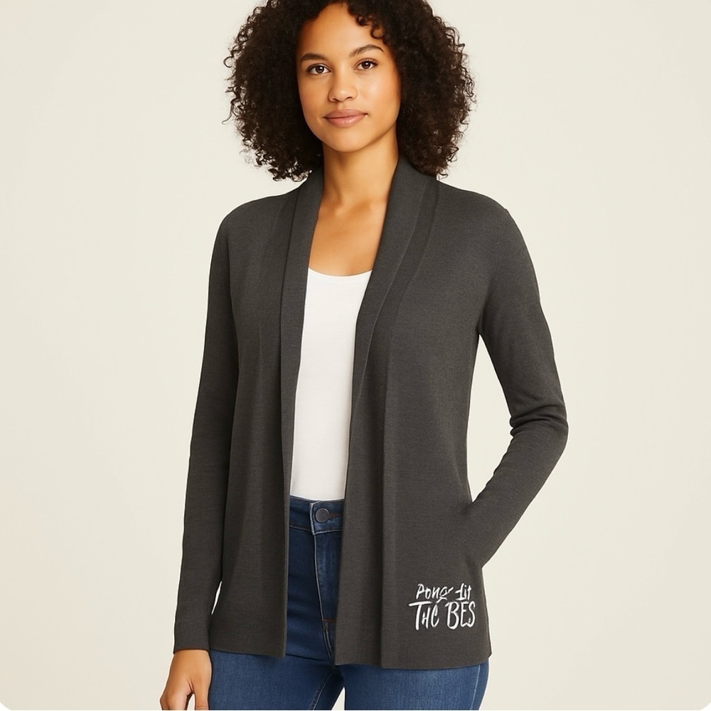Gap NWT Cardigan With Clasp Closure Size Small
